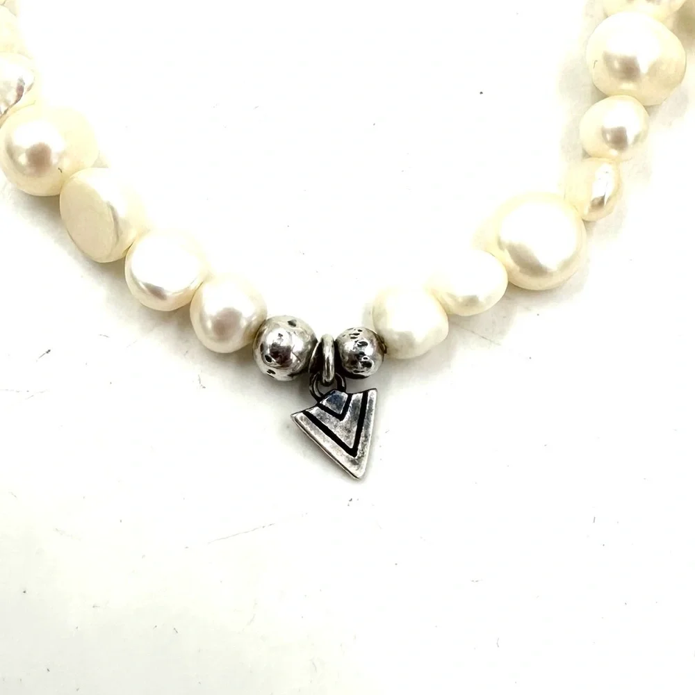 Silpada Goddess Sterling Silver Pearl Stretch Bracelet Three Strands - Picture 8 of 9